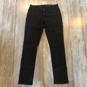Black Levi’s Jeans - sz 2. 26” waist